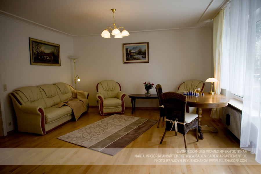 livingroom, das wohnzimmer, гостиная- Maria-Viktoria-Appartement in Baden-Baden