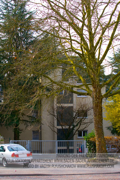 parking, der parkplatz, стоянка- Maria-Viktoria-Appartement in Baden-Baden